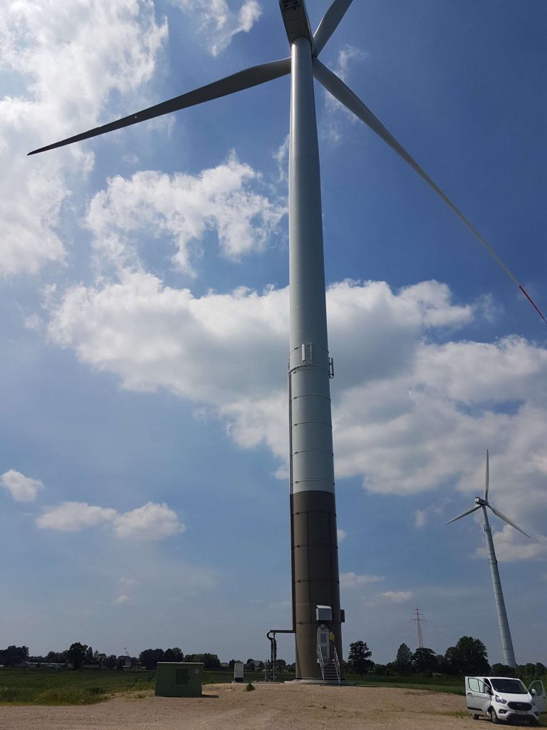 Sendeanlage an Windkraftanlage (Hamburg)